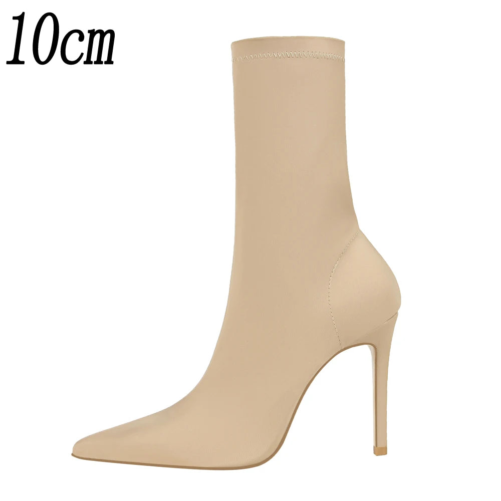 Balck Pointed Toe Elastic Heels