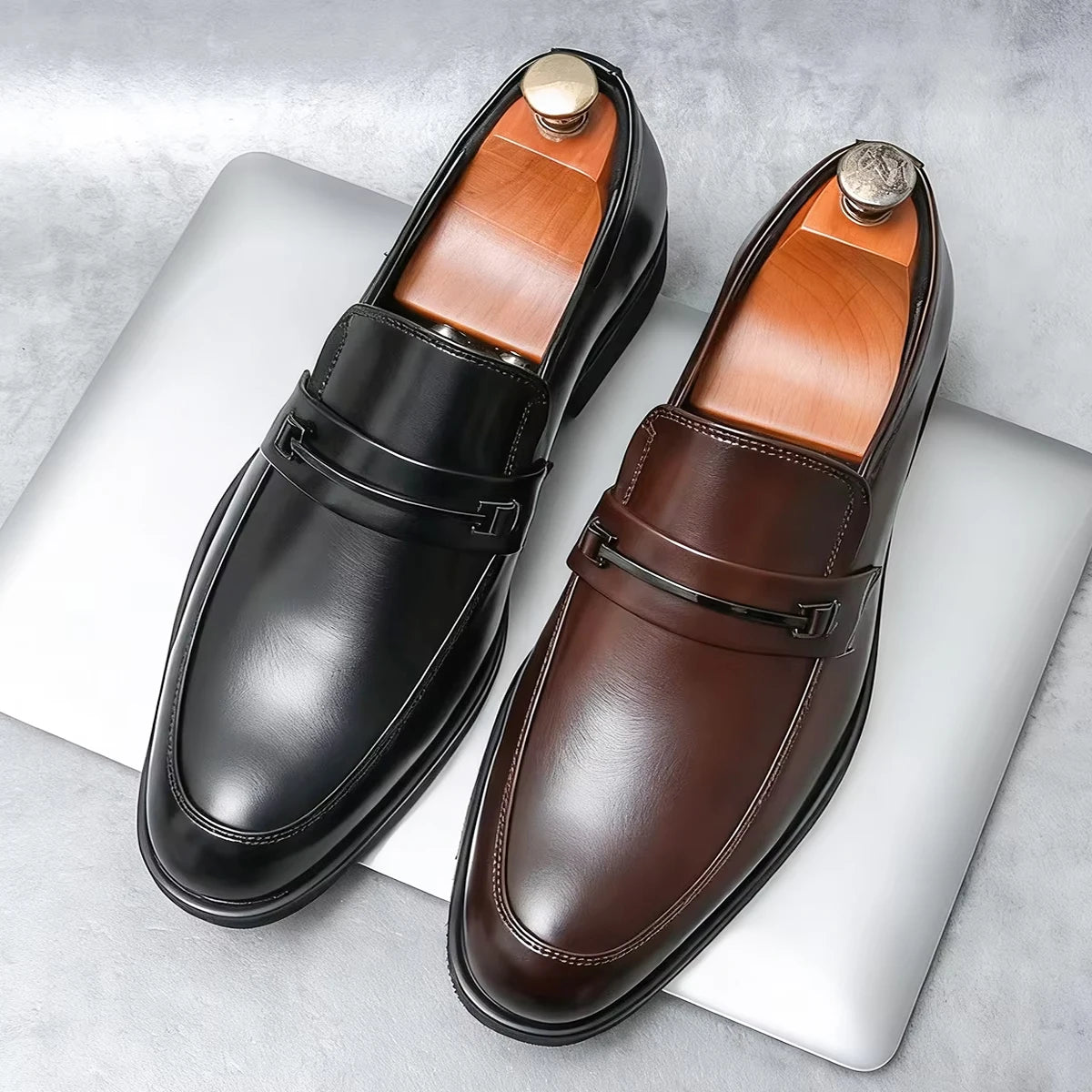Classic Style Slip On Round Toe Loafers