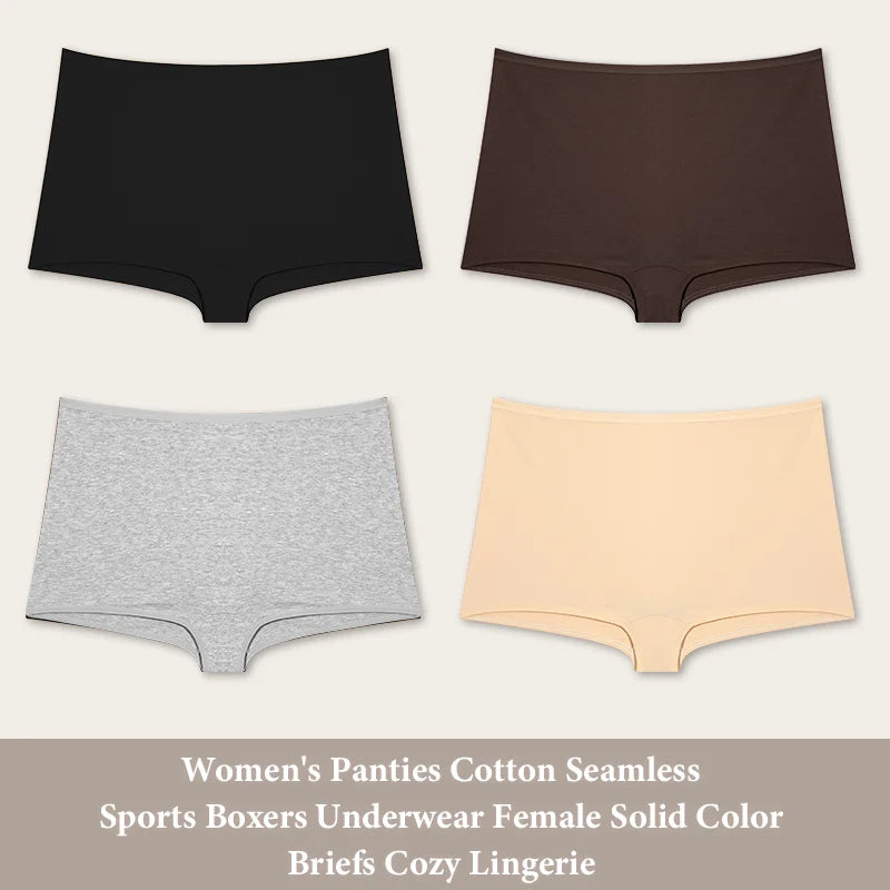 4 Pieces of Women's Panties
