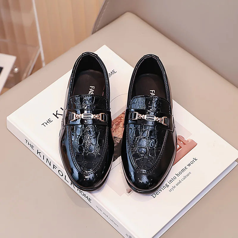 Children Classic Soft Bottom Point Toes Leather Loafers