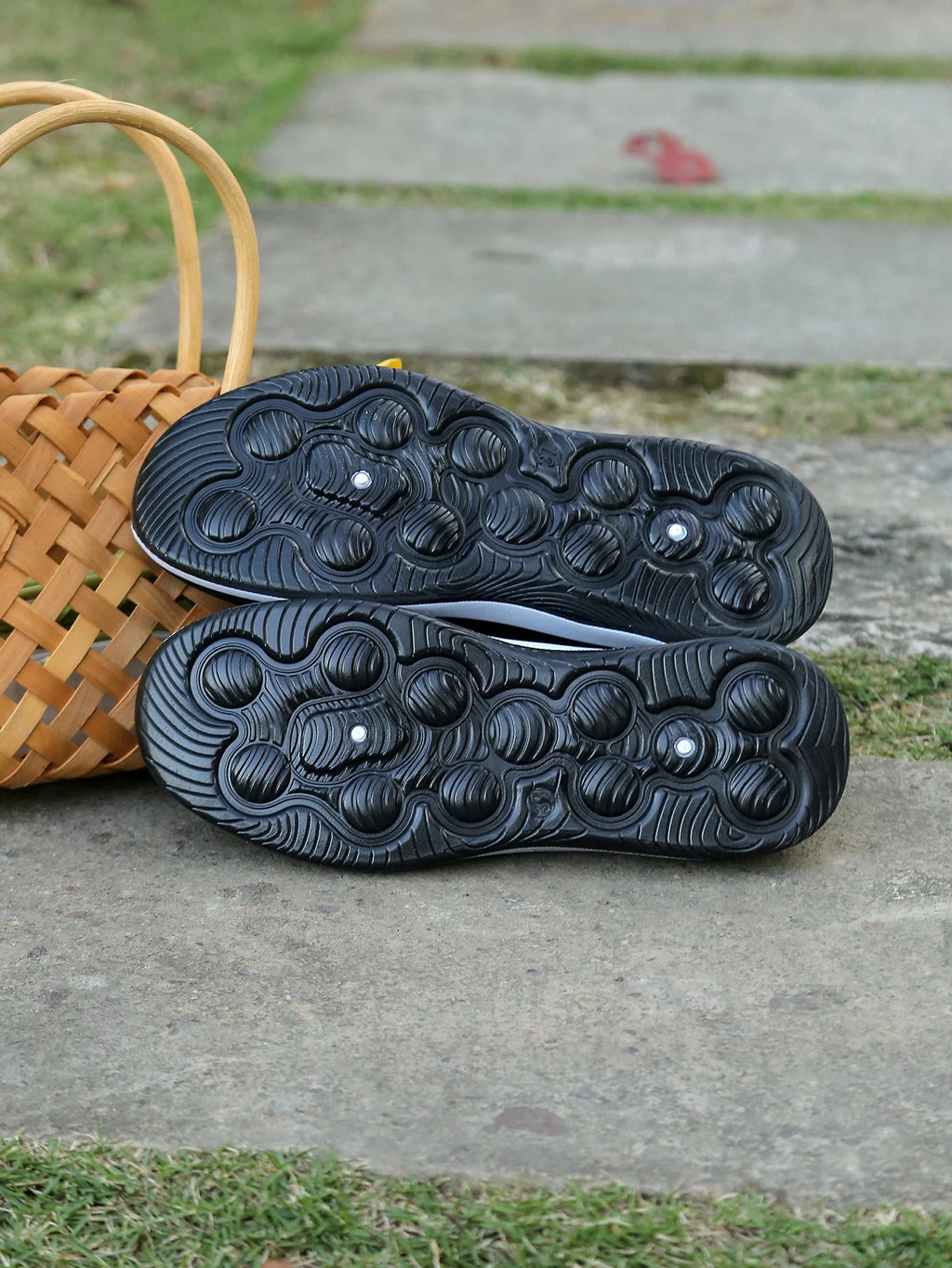 Four Seasons General Light Flat Shoes