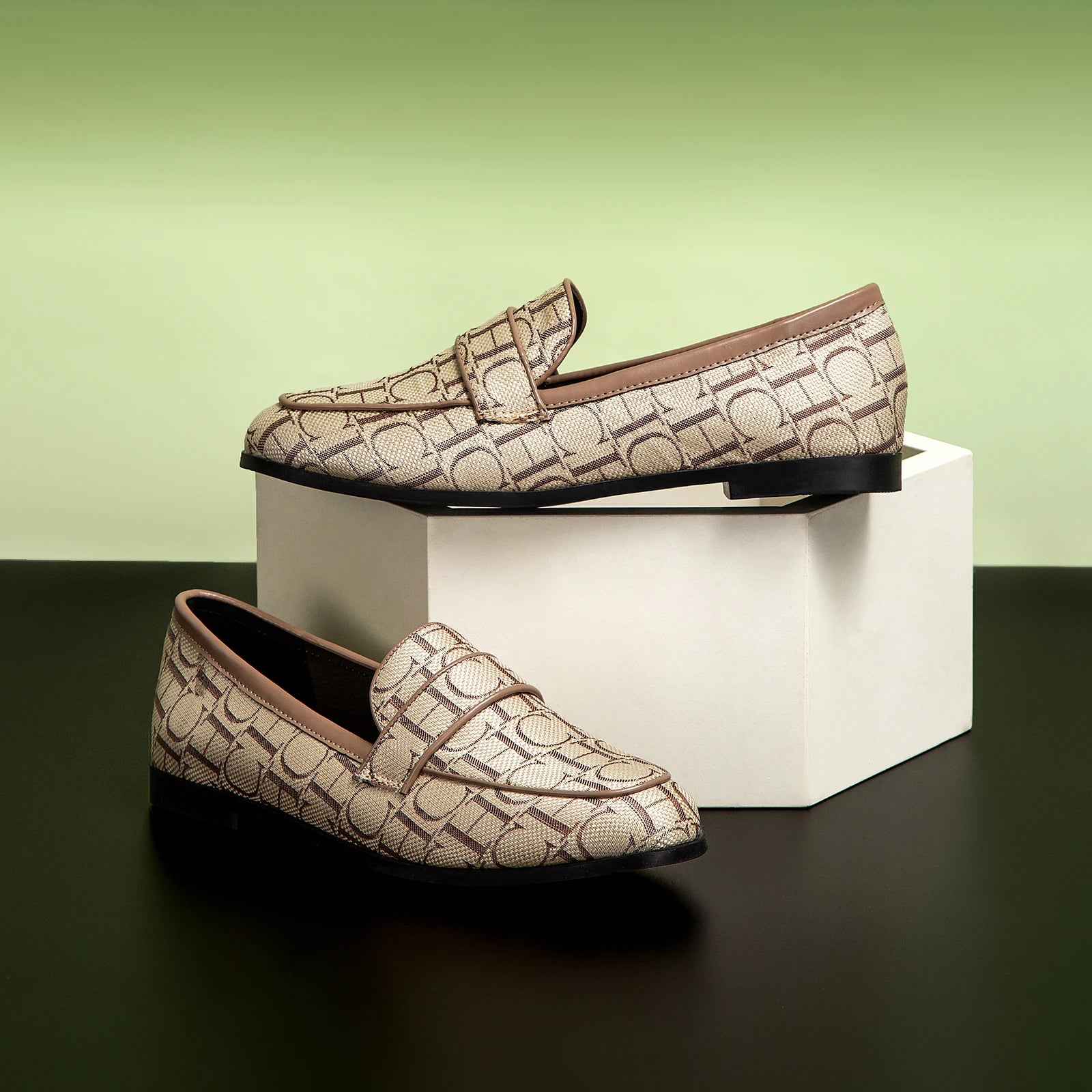 Classic Retro Style Loafers