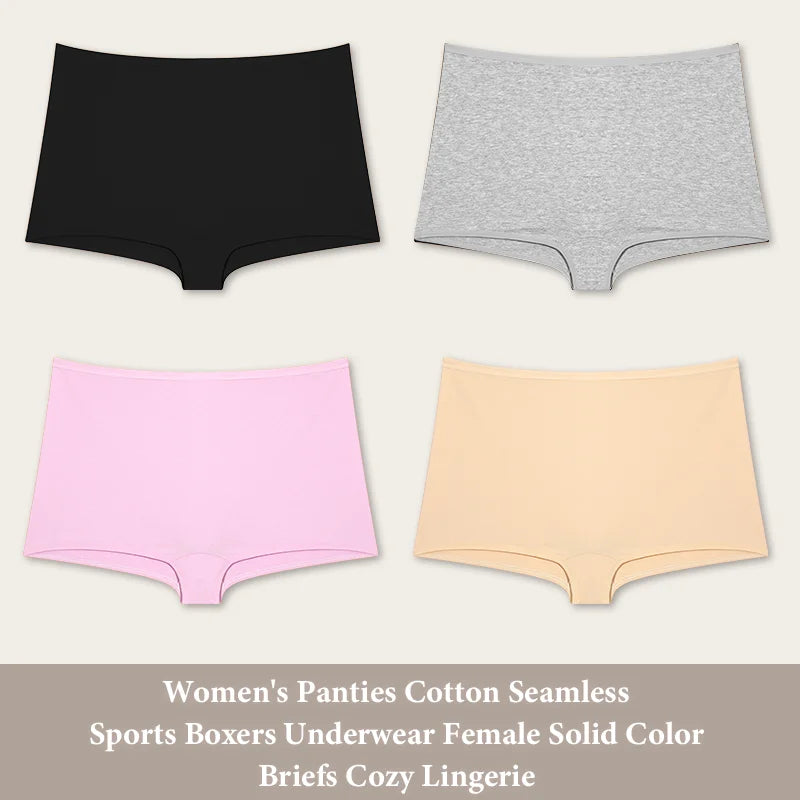 4 Pieces of Women's Panties