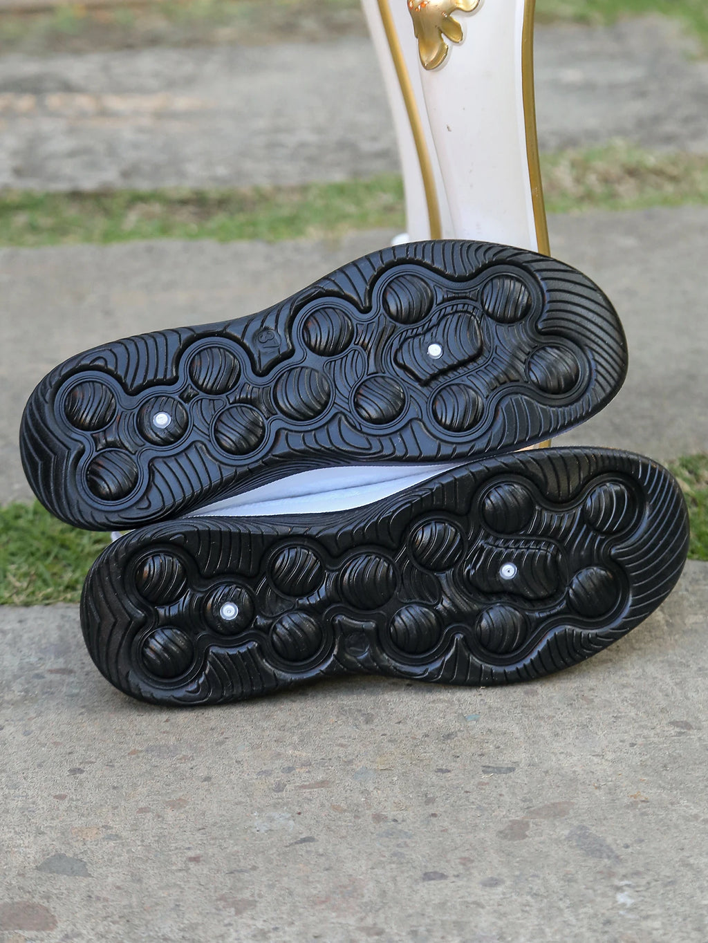 Four Seasons General Light Flat Shoes