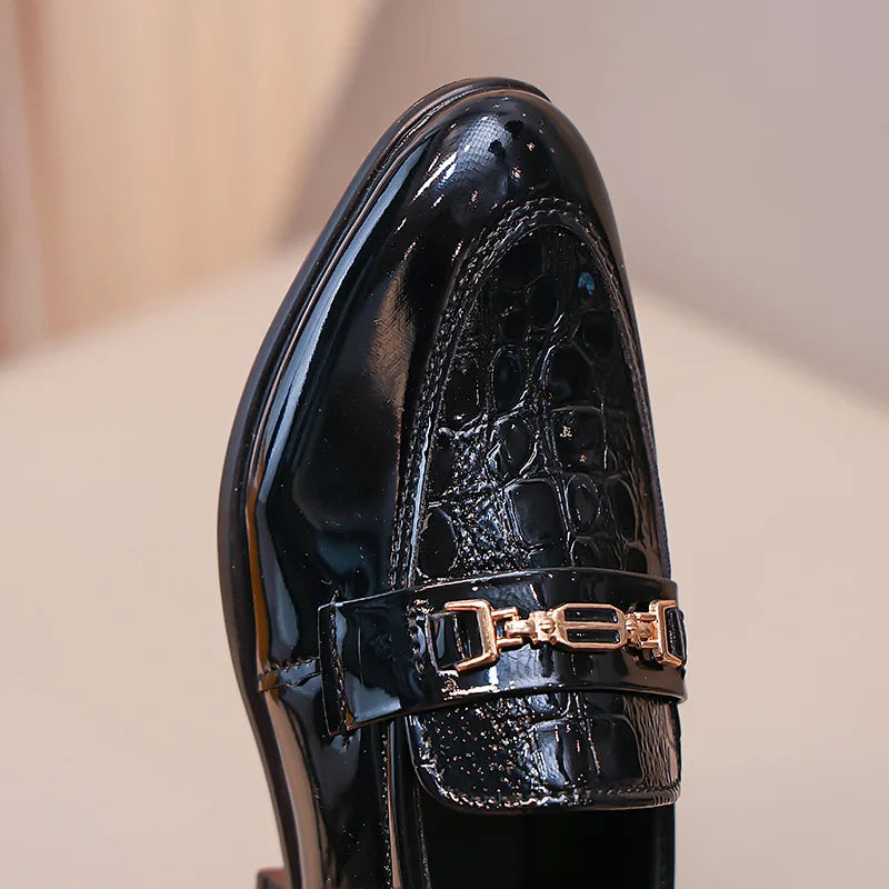 Children Classic Soft Bottom Point Toes Leather Loafers