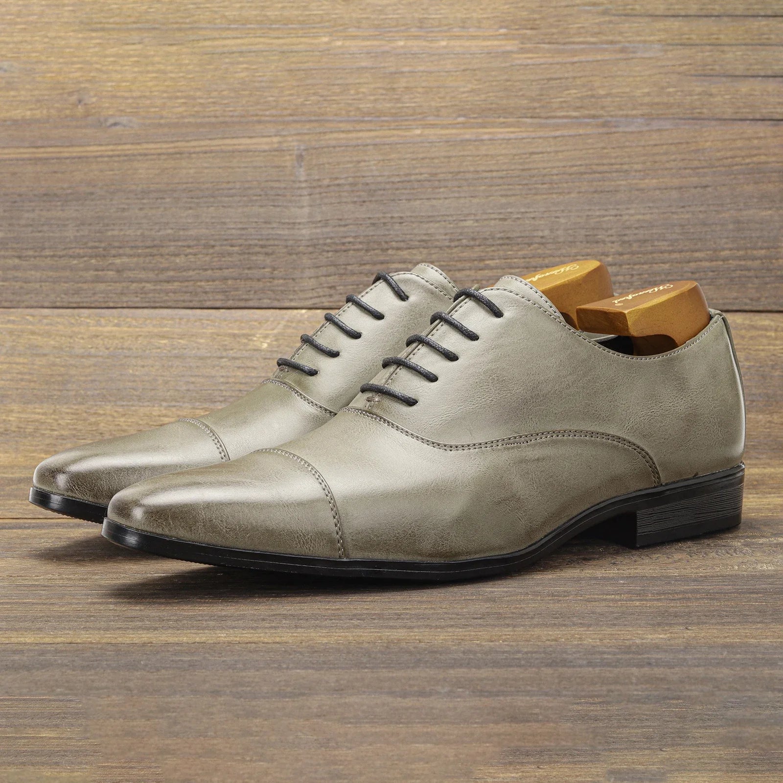 Fashionable Oxford Gentlemen's Formal Shoes
