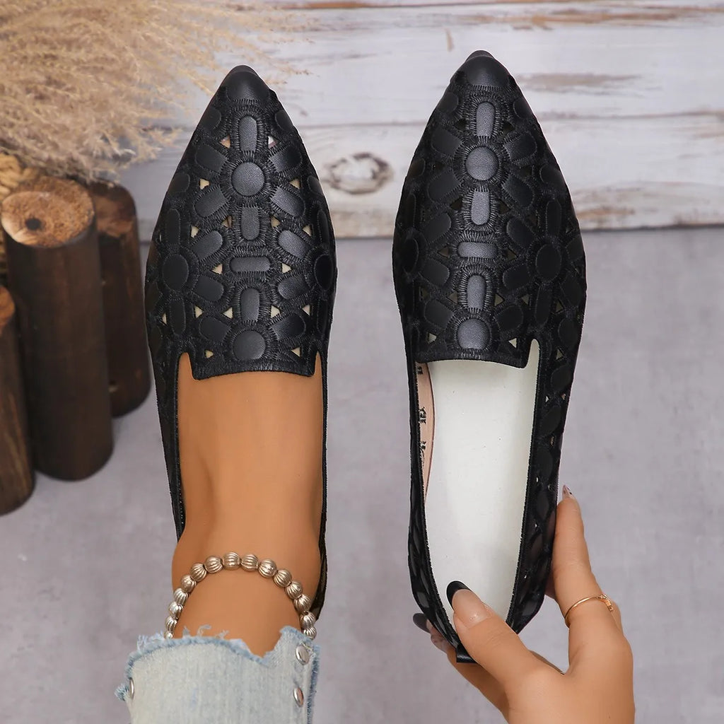 Embroidery Breathable Square Heel Loafers