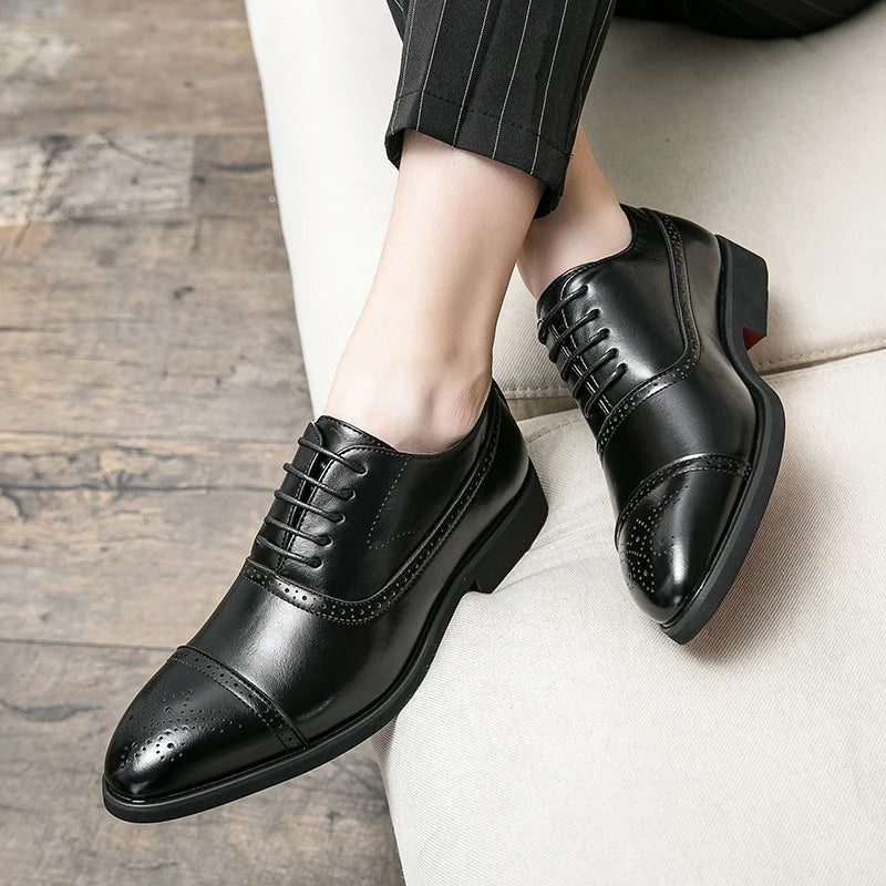 Red Sole Retro Carved Lace-up Oxfords