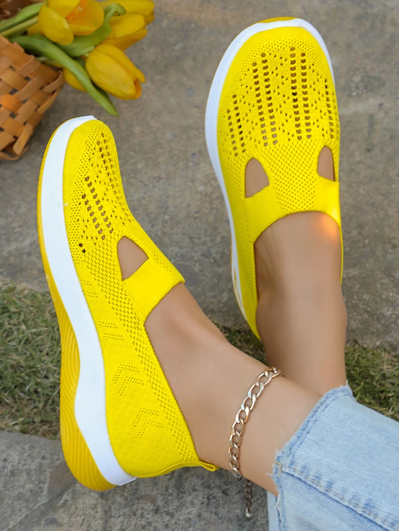 Four Seasons General Light Flat Shoes