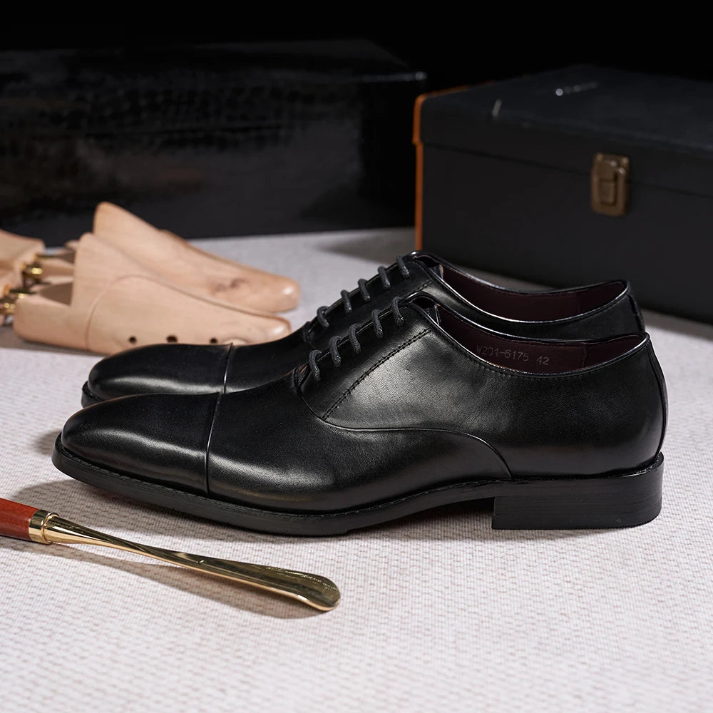 Men's Classic Lace-Up Oxfords