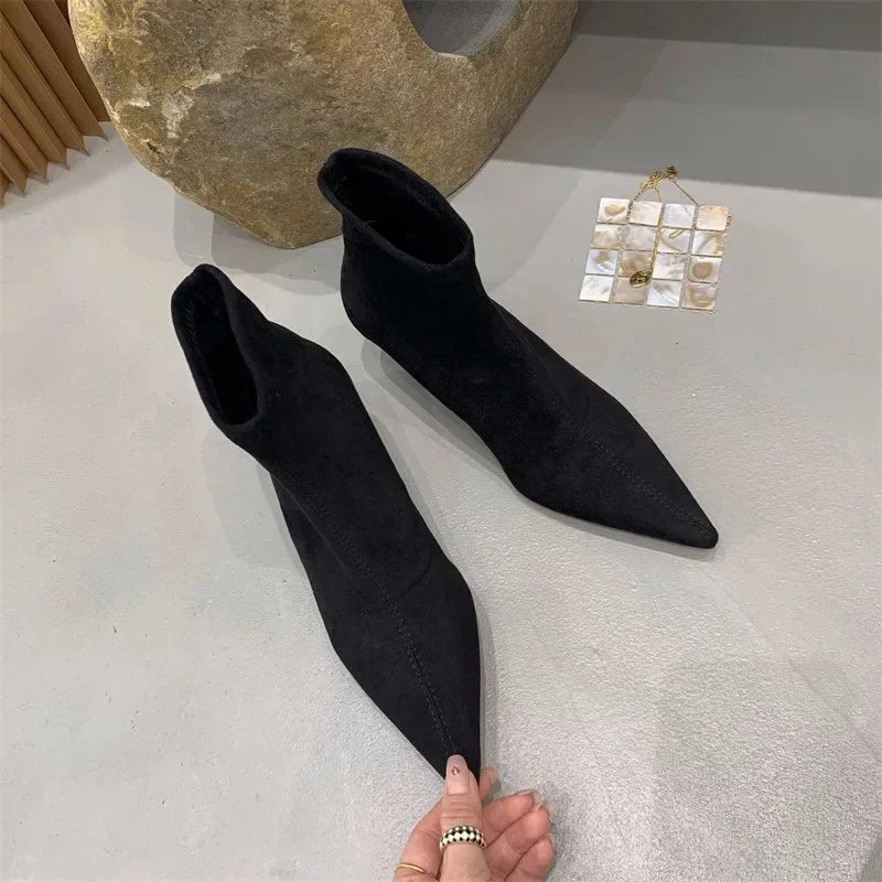 Elegant Back Zipper Pointed Toe Ankle Boots