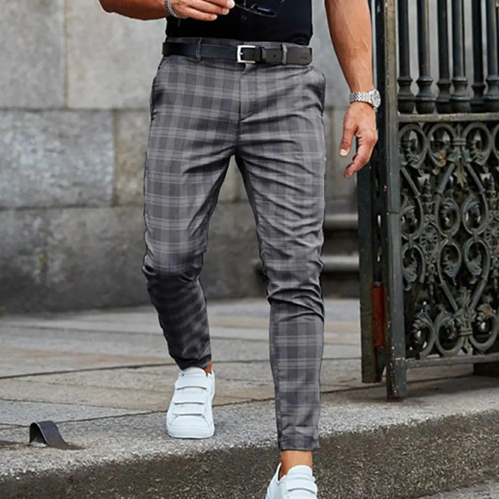 Checkered Pattern Men Trousers