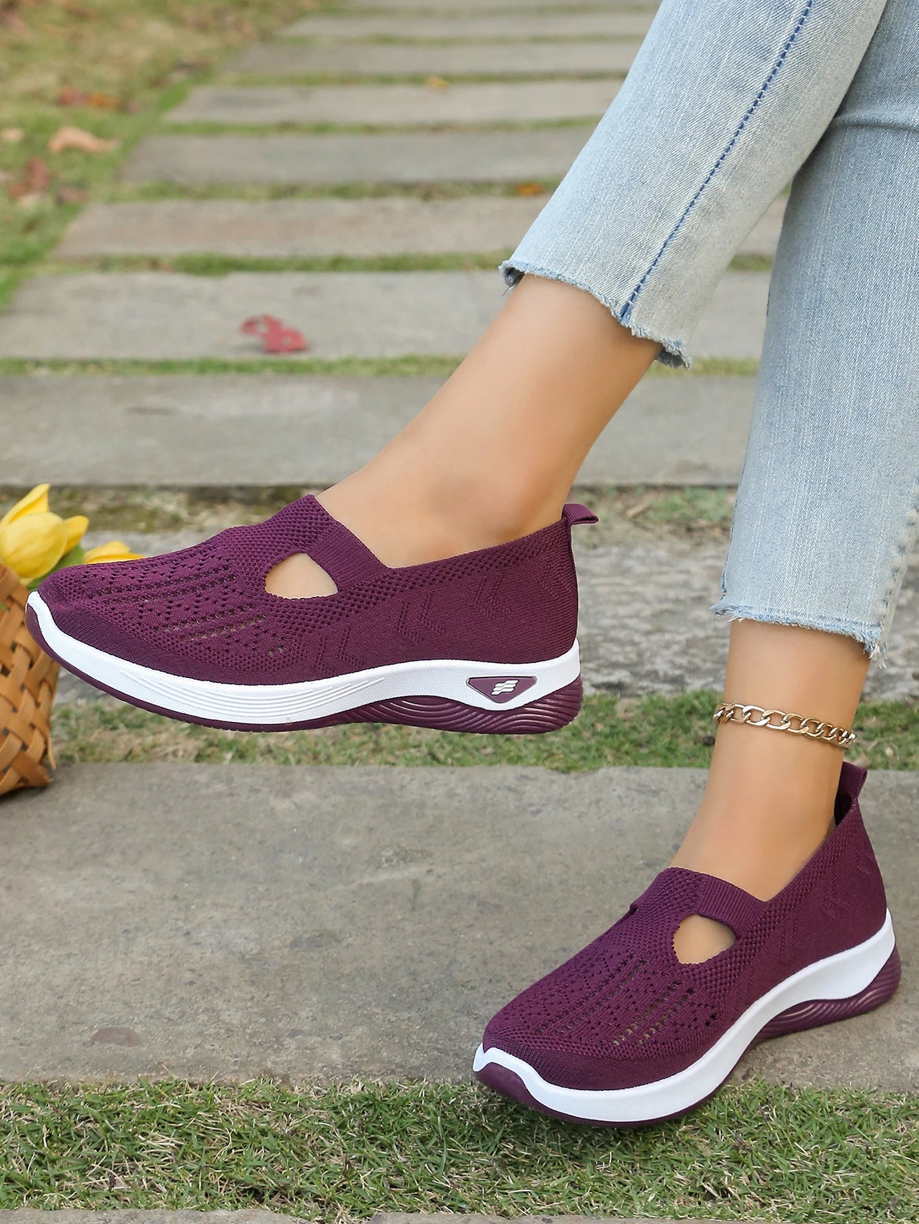 Four Seasons General Light Flat Shoes