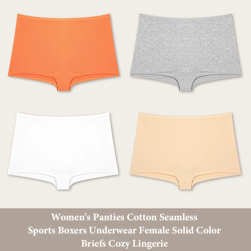 4 Pieces of Women's Panties
