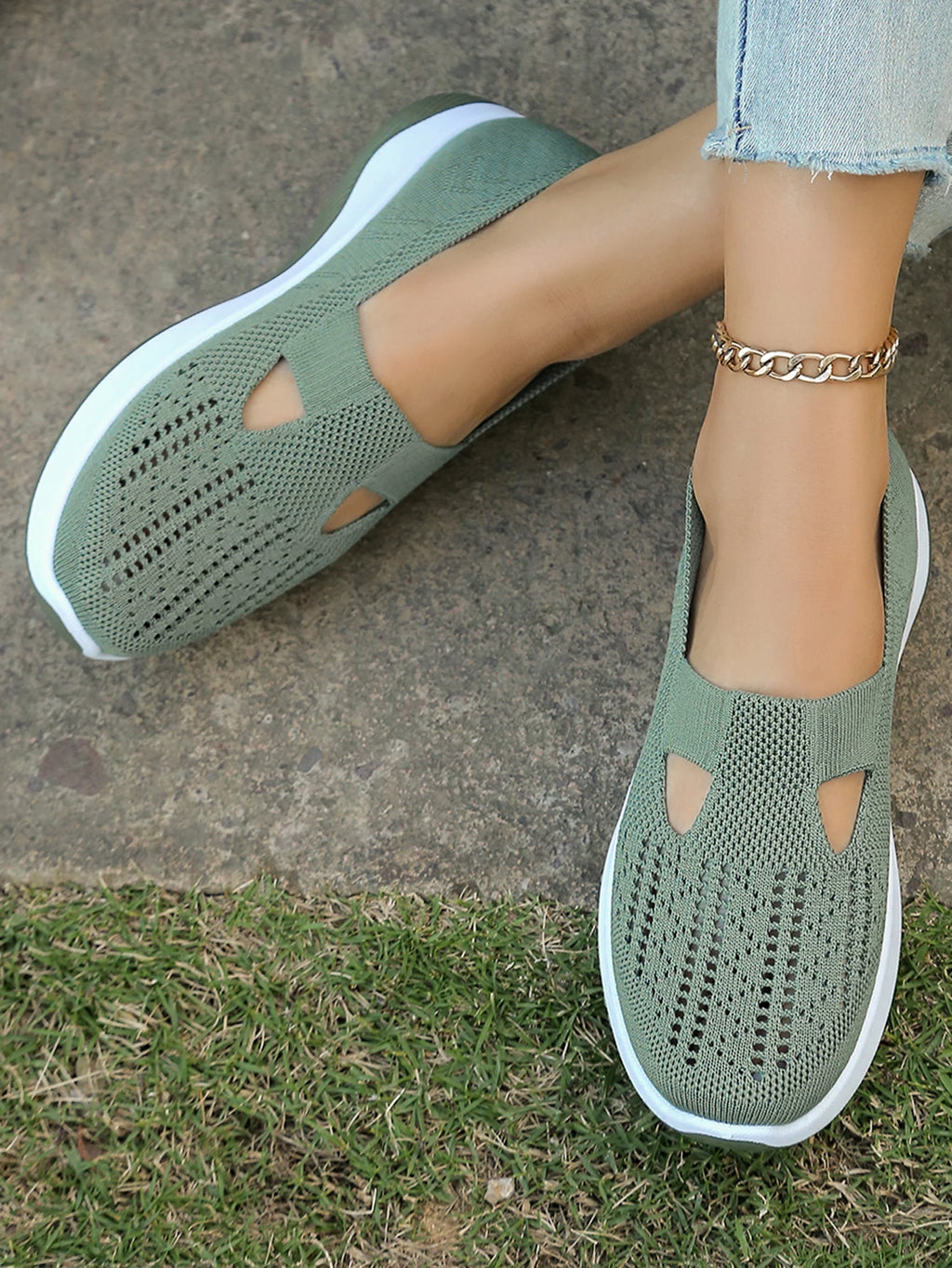 Four Seasons General Light Flat Shoes