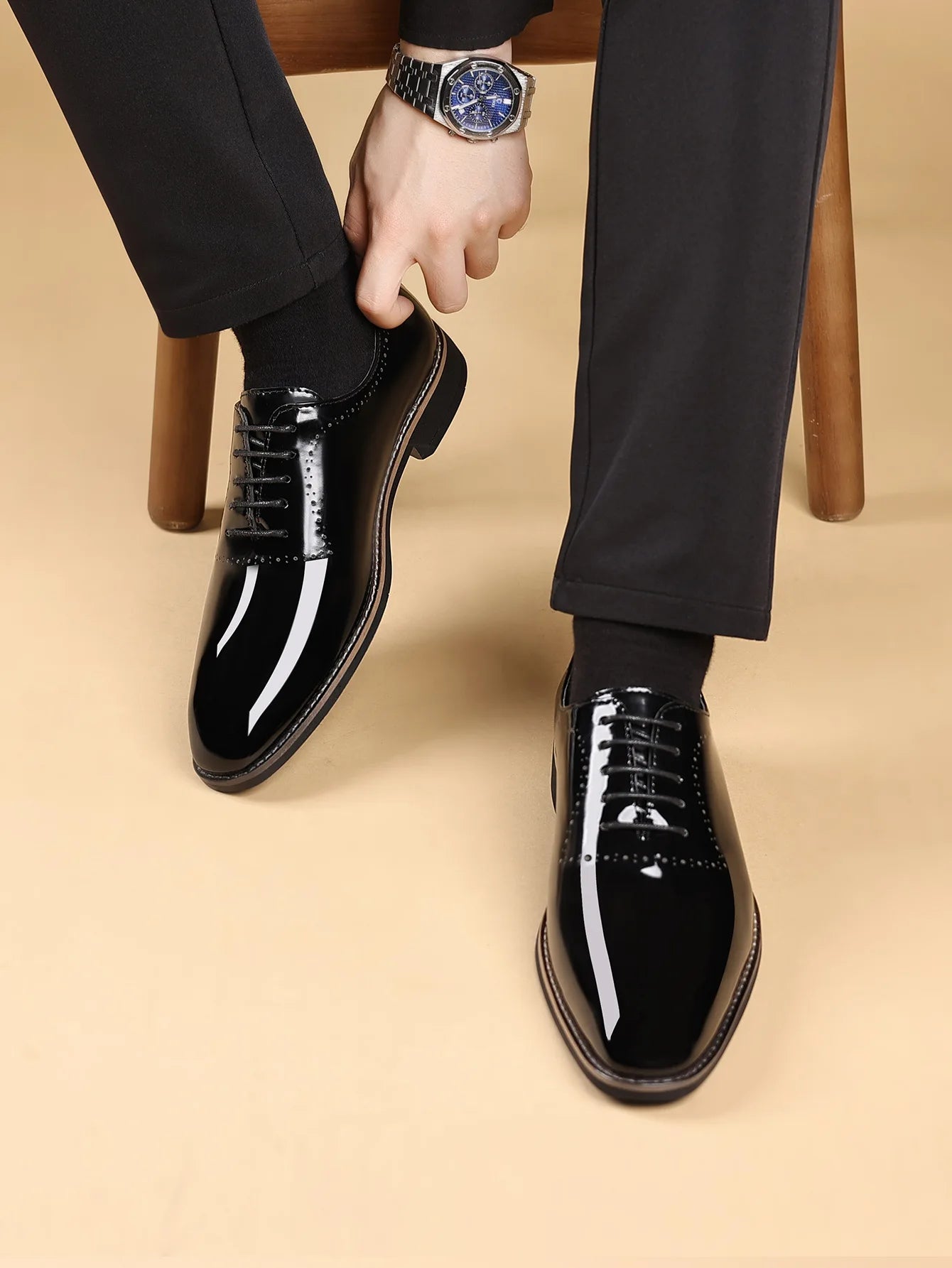 Classic Comfortable Leather Oxford