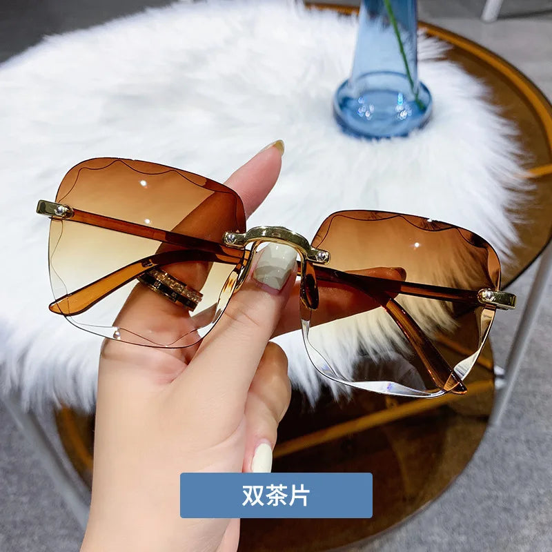 Transparent Multi-color Lenses UV400 Women Sun Glasses