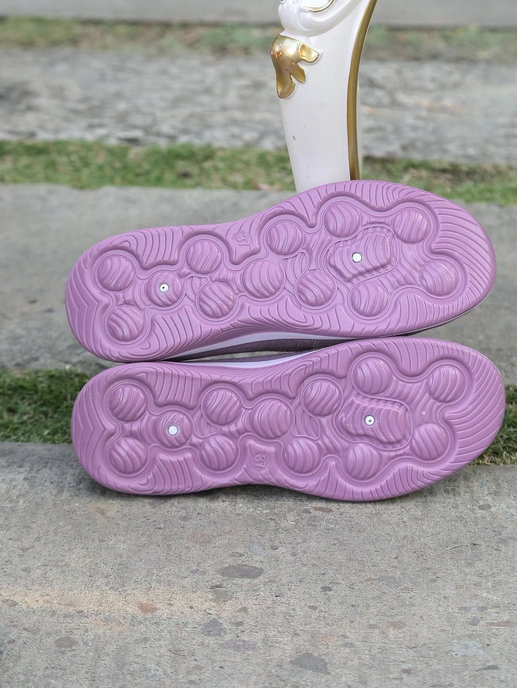 Four Seasons General Light Flat Shoes